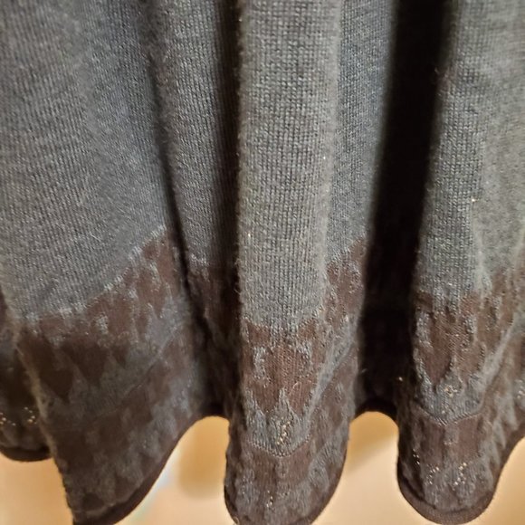 Max Edition Very Pretty Sweater Dress - Picture 6 of 7